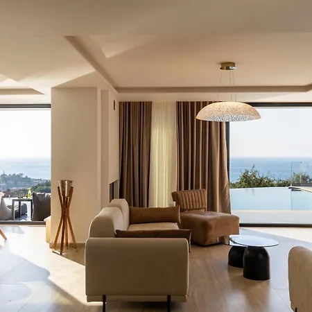 H&h Point Luxury Sea View With Private Pool
