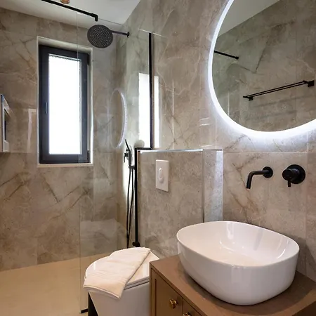 H&h Point Luxury Sea View With Private Pool 别墅 *