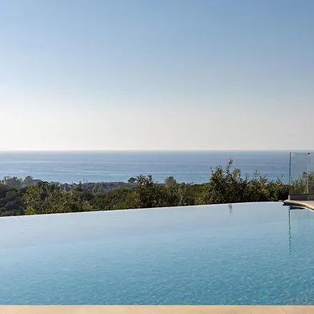 H&h Point Luxury Sea View With Private Pool 别墅 *